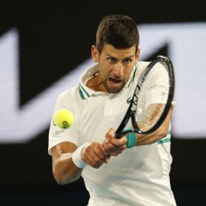Aus Open: Injured Djokovic admits playing on is gamble