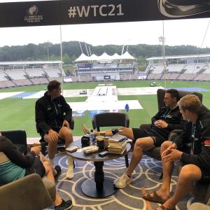 Kiwis enjoy coffee as rain delays WTC Final