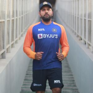 2nd T20: Should Rohit replace Dhawan?