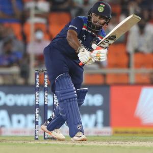 'Pant's spirit epitomises attacking approach'