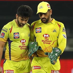 Why bowlers love playing under Dhoni at CSK