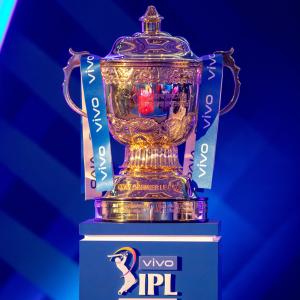 IPL 2021 suspended indefinitely due to COVID-19 cases