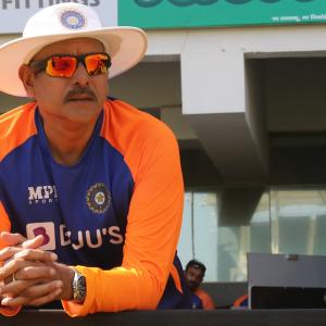 Wishes pour in for Ravi Shastri on his 59th birthday