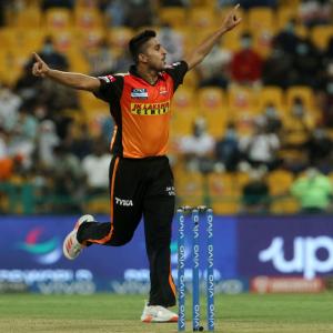 SRH's Malik bowls the FASTEST delivery of IPL 2021