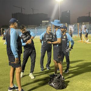 T20 WC: Team mentor Dhoni joins Kohli and Co