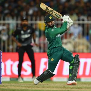 T20 WC PIX: Pakistan down New Zealand for second win