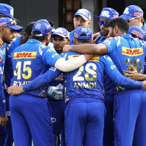 What's Going Wrong For MI, CSK?