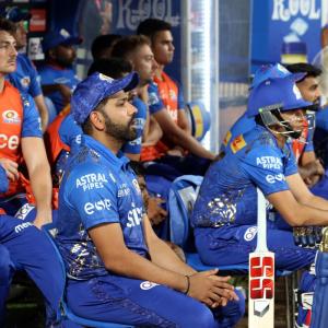 Factions in Mumbai Indians? Players unhappy?