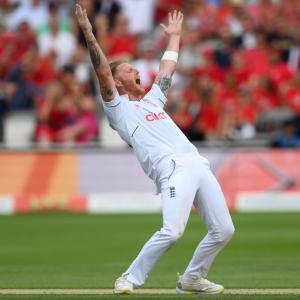 PHOTOS: England vs South Africa, 1st Test, Day 2