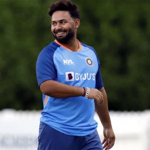 SEE: Pant, Jadeja Attack! Watch Out Pak!