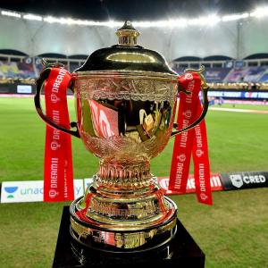 IPL: Team owners prefer Mumbai-Pune as venue in India