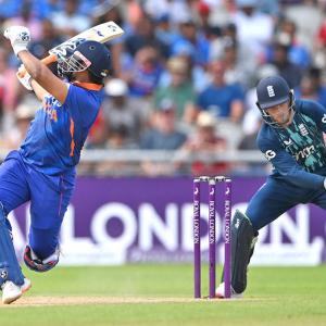 Is There A Cricketer Like Rishabh Pant?