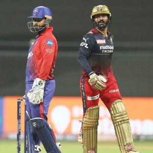 T20 WC: DK As 'Keeper Instead Of Pant?