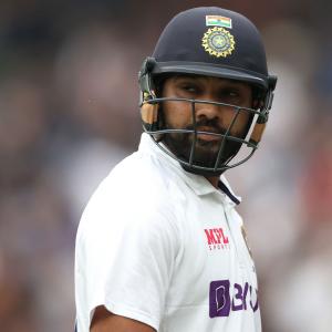Rohit still not ruled out of fifth Test, says Dravid