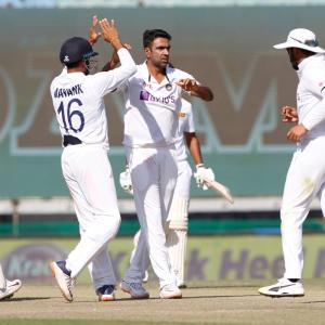 How Indian bowlers troubled Sri Lanka on Day 2