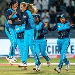 Women's T20 Challenge PIX: Supernovas wins third title