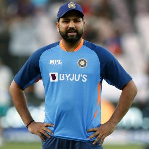 Rohit returns to nets after injury scare!