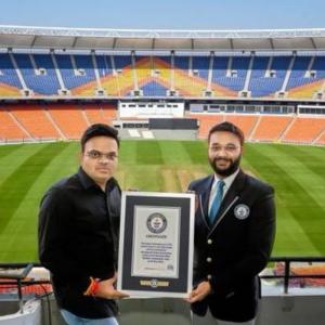 Narendra Modi stadium sets new world record!