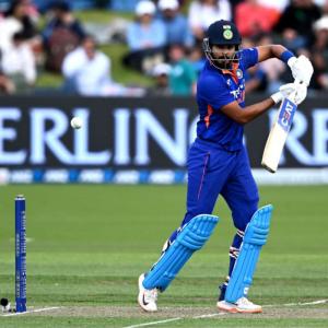 Iyer, Gill only Indians to rise in the ICC rankings