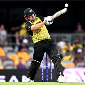 Finch to undergo scans after a 'hammy twinge'