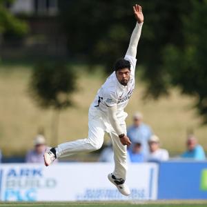 Injury ends Umesh's stint in English county cricket