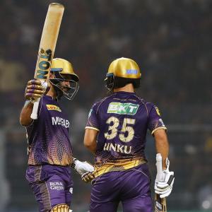 IPL PHOTOS: Knights hand Challengers crushing defeat