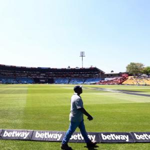 Rain threat looms large over opening Test