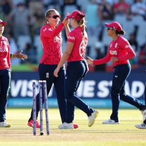 Women's T20 WC: England thrash Pak by record margin