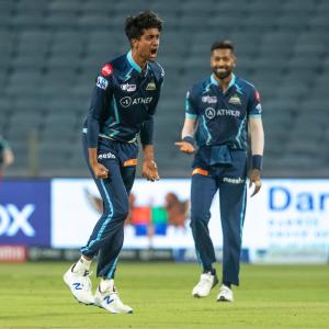 'Hardik Pandya similar to MS Dhoni as captain'