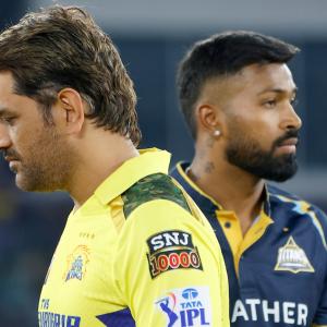You need to be a proper devil to hate MSD: Hardik