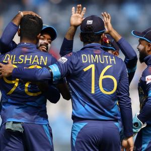 Why is Sri Lanka wearing black armbands vs India