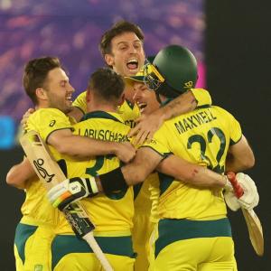 Head's heroics propel Australia to 6th World Cup glory