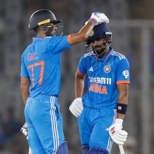 India vs Australia PIX: India draw first blood