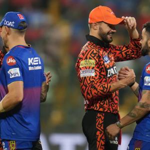 RCB-SRH match shatters records with EPIC run-fest!	