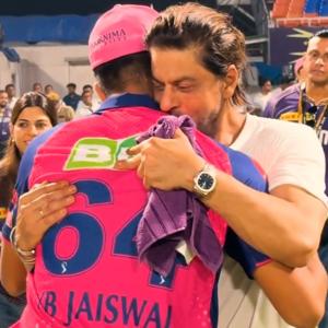 SRK Fulfils Jaiswal's Dream!