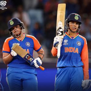 T20 WC PIX: Smriti, Harmanpreet put on a show!