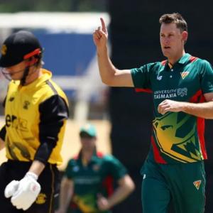 From 52/2 to 53 all out: Western Australia humiliated