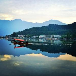 Travel: Snapshots from Kashmir