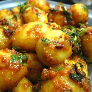 Traditional Bengali recipes for Holi