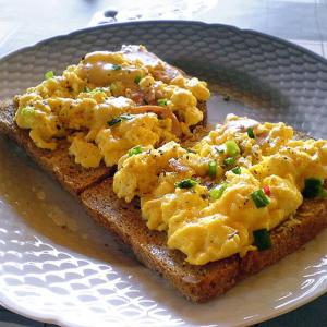 Egg recipes: Akuri and Parsi Pora