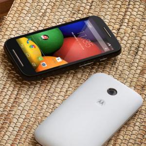 Why Moto E is a huge hit!