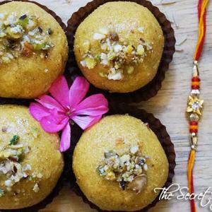 Recipe: Make Besan Rava Laddoo this Diwali