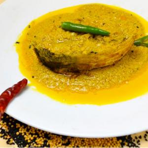 Recipes: Ilish Barishali and Mutton Dakbangla