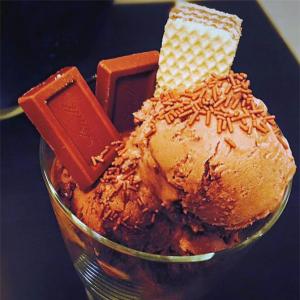Recipe: How to make chocolate and mango ice cream