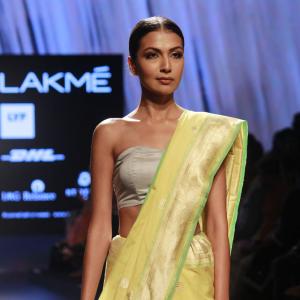 6 ways to drape a sari