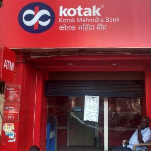 ATM woes: 'No cash, machine closed'