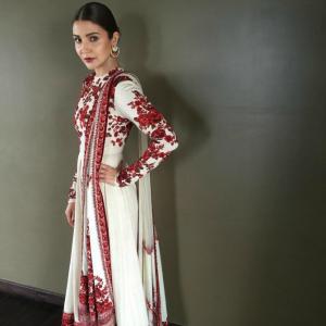 Who dresses bride Anushka Sharma the best?
