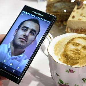 The selfie coffee: It's the next level of selfie obsession!