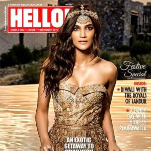 Oomphalicious! Kriti turns up the heat in gold