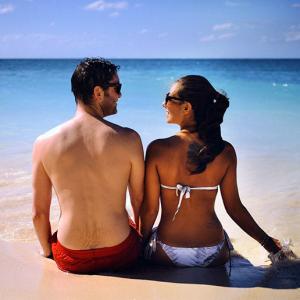 10 lies married couples MUST tell each other